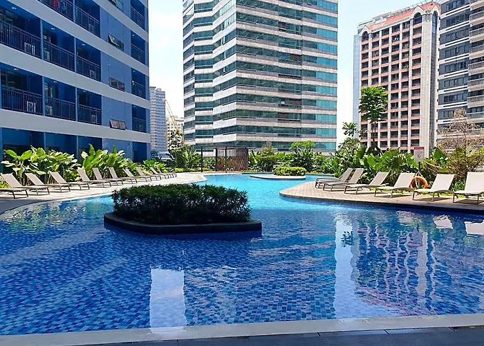 Heart Of Makati, Fully Furnished Condo, Cbd Location 4*