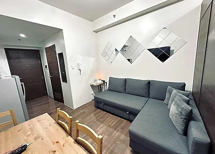 Heart Of Makati, Fully Furnished Condo, Cbd Location 4* マニラ市